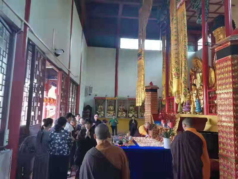 万彩网2816文殊菩萨圣诞祈福助考法会圆满
